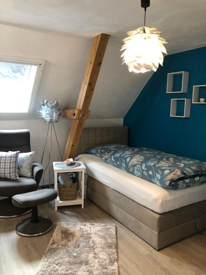 Charmante Ferienwohnungen Auf Reitstall Wasserburg Anstel - Ein Ort Zum Wohlfuehlen Und Entspannen Rommerskirchen Exteriör bild